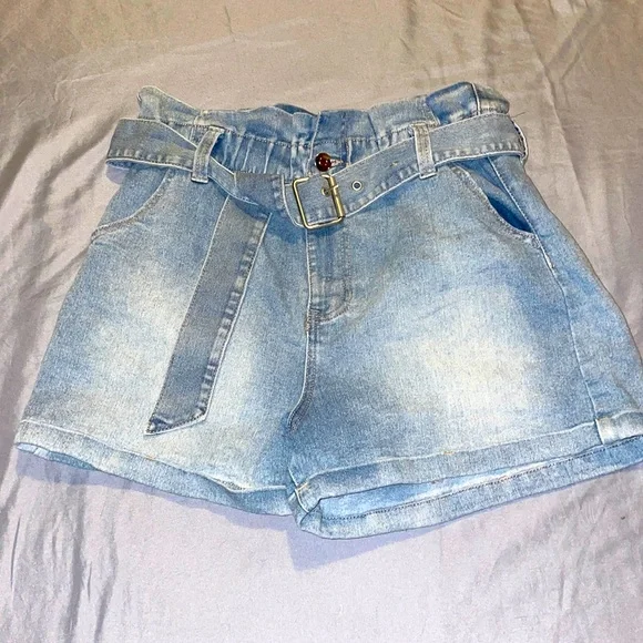 **SOLD ON MARKETPLACENo Boundaries belted high waisted “mom shorts” stone washed - Picture 1 of 4
